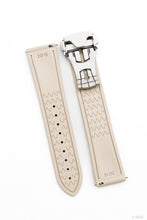 Laden Sie das Bild in den Galerie-Viewer, Rückseite - Uhrenarmband Faltschließe aus FKM-Kautschuk 20 mm &amp; 22 mm - Tesso Crema Beige