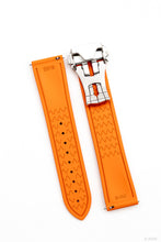 Laden Sie das Bild in den Galerie-Viewer, Rückseite - Uhrenarmband Orange Faltschließe aus FKM-Kautschuk 20 mm &amp; 22 mm, Tesso Tramo 