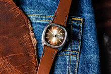 Laden Sie das Bild in den Galerie-Viewer, Glashütte Spezichron Vintage Uhrenarmband Leder Braun 20mm Schnellwechsel-Band